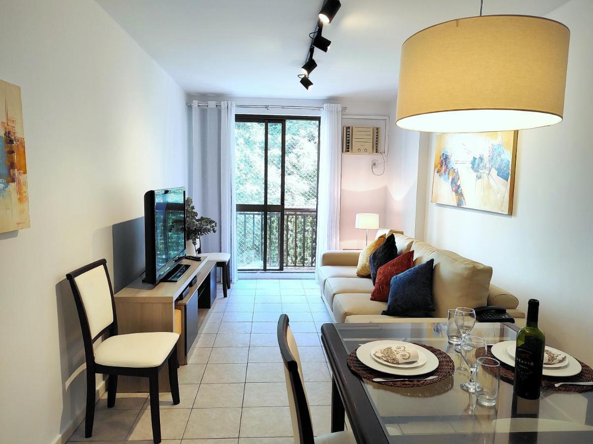 Flat Em Copacabana Com Piscina, Garagem Inclusa E Portaria 24h A 4 Min Da Apartamento *